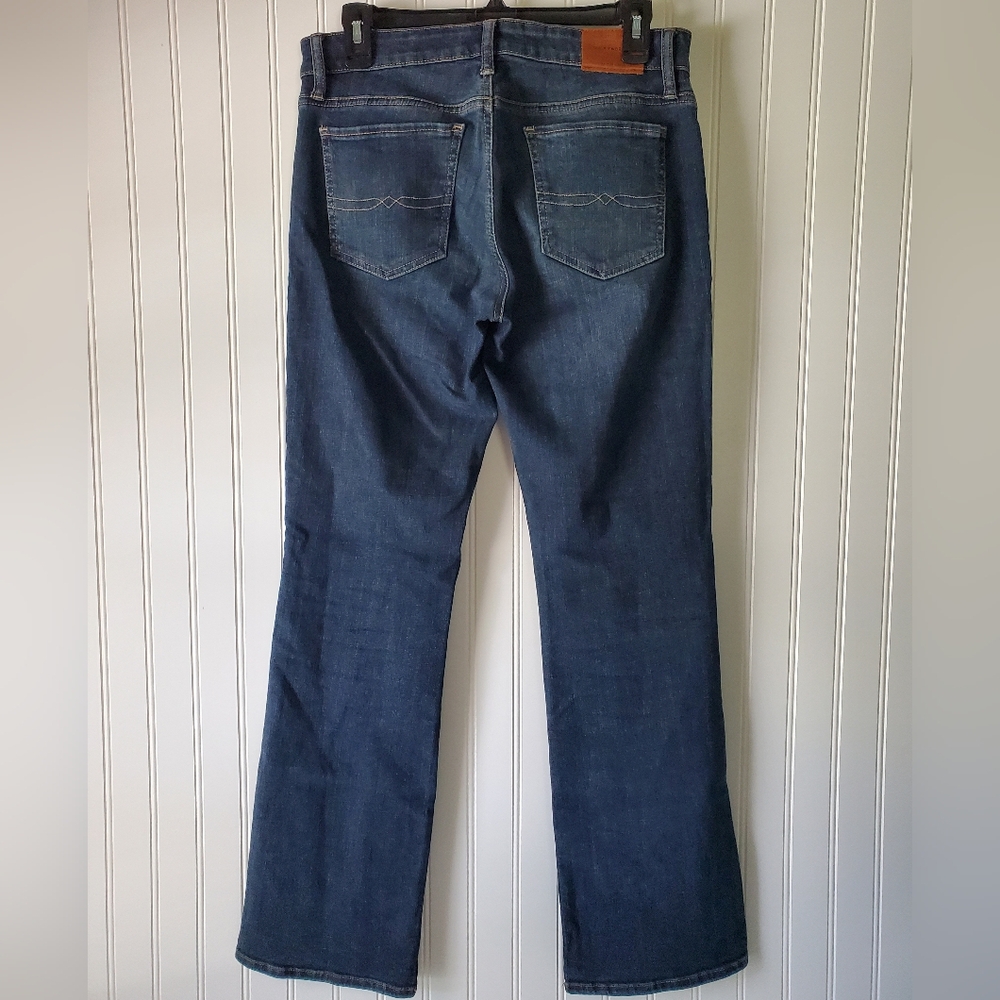 Lucky Brand Dark Blue Flare Jeans Sz 8/29